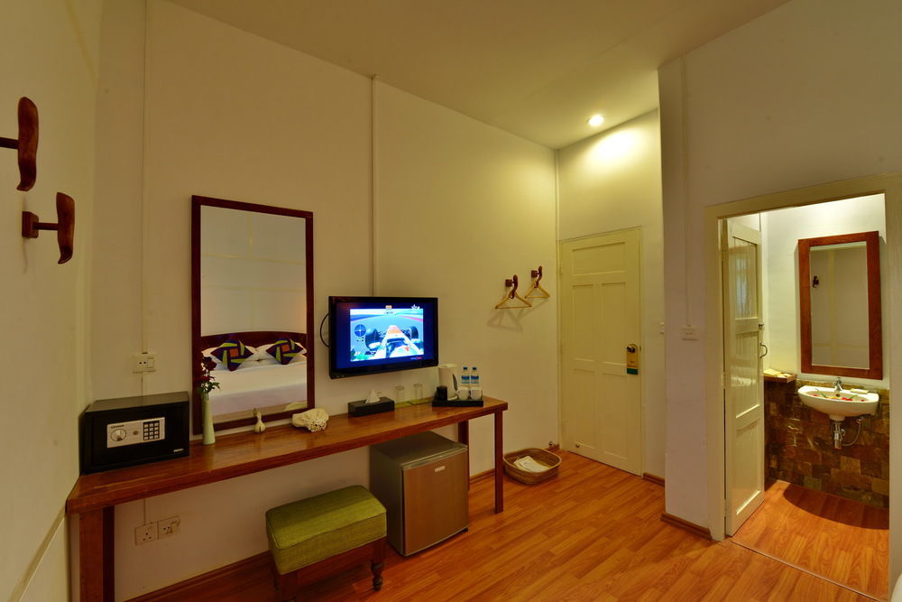 Oasis Hotel Nyaung-U Экстерьер фото