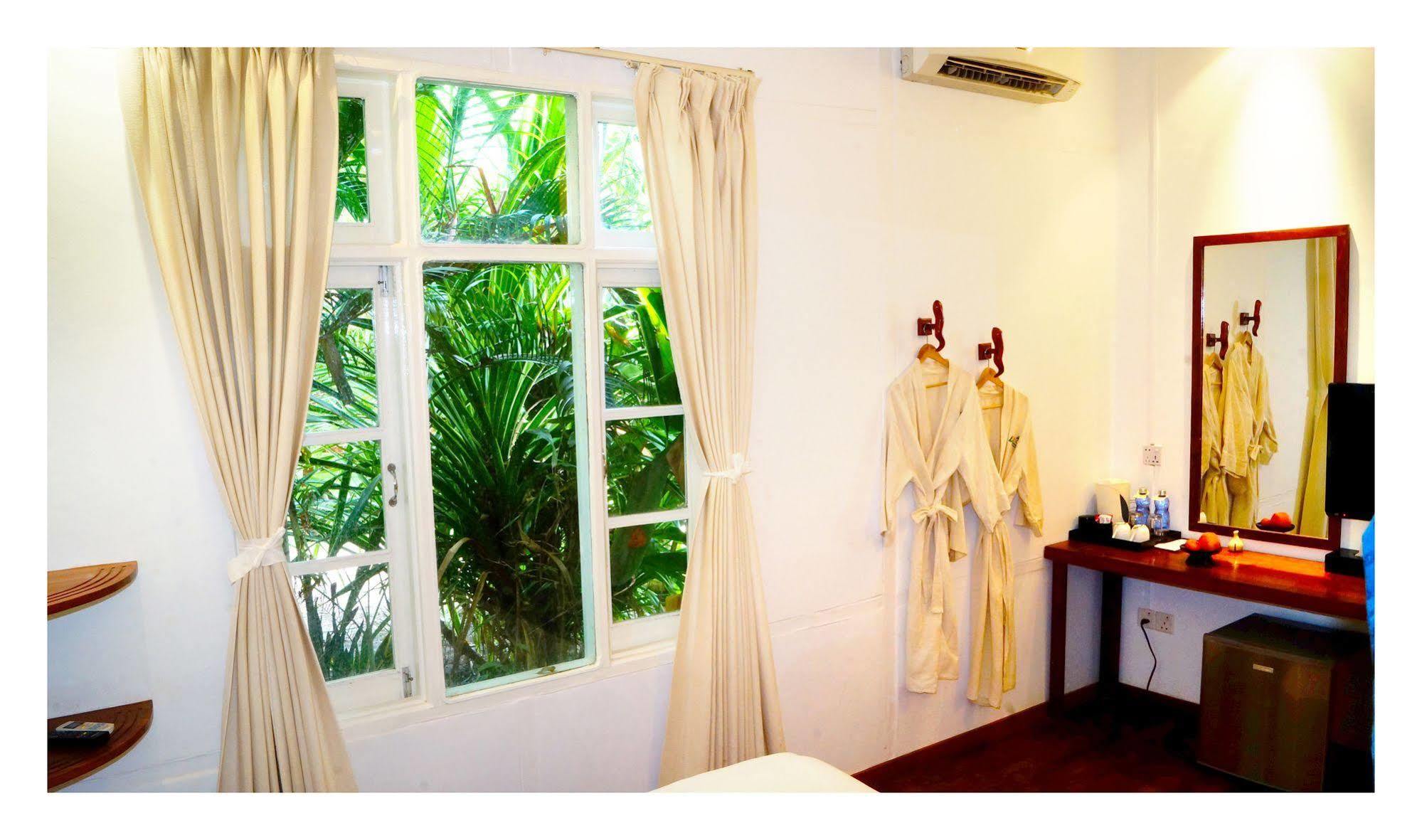 Oasis Hotel Nyaung-U Экстерьер фото