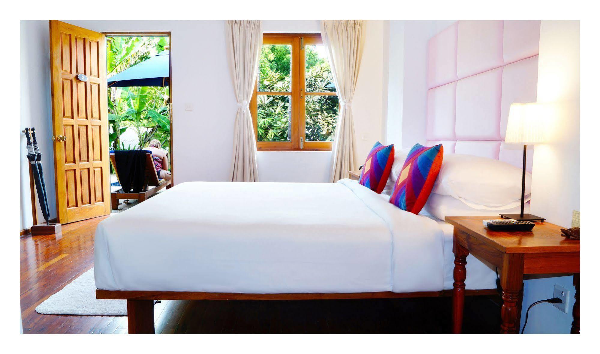 Oasis Hotel Nyaung-U Экстерьер фото
